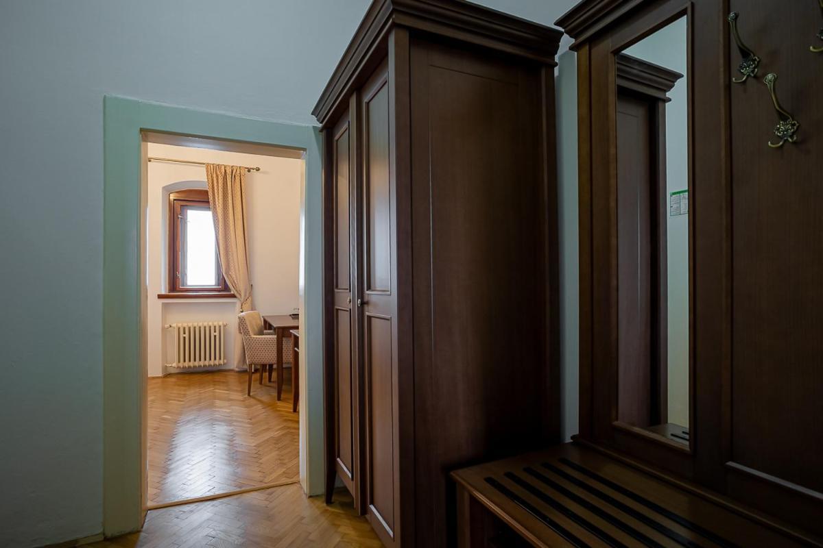 Отель Smolenicky Zamok Смоленице Экстерьер фото